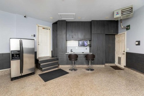 59 Burris Pointe, Lacombe, AB 