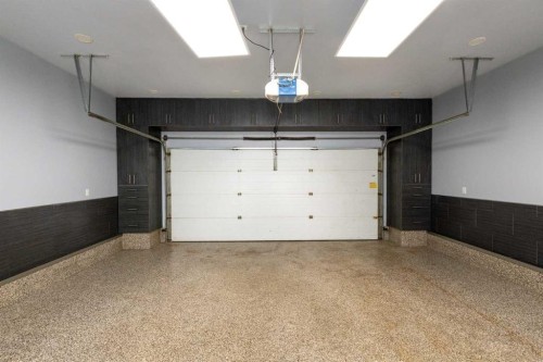 59 Burris Pointe, Lacombe, AB 