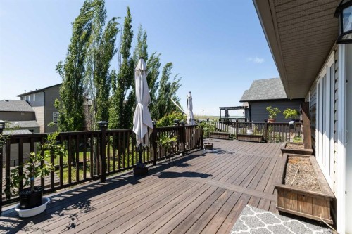 59 Burris Pointe, Lacombe, AB 