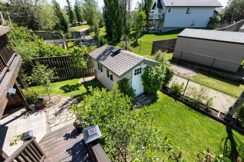 59 Burris Pointe, Lacombe, AB 