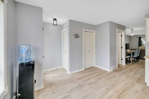 67 Durand Crescent, Red Deer, AB 