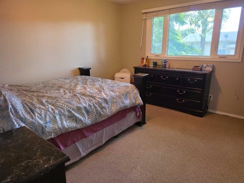 6014 44 Avenue, Camrose, AB - Indoor Photo Showing Bedroom