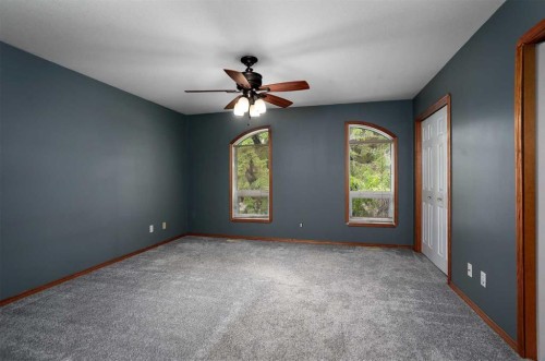 5212 43 Avenue, Camrose, AB 