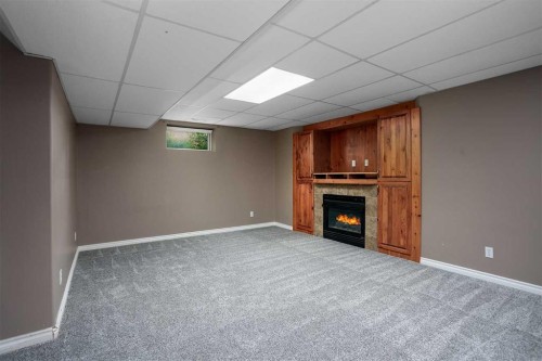 5212 43 Avenue, Camrose, AB 