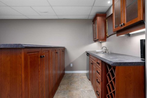 5212 43 Avenue, Camrose, AB 