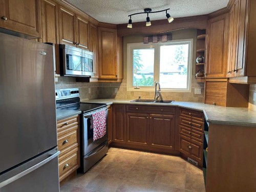 134 Wiltshire Boulevard, Red Deer, AB 