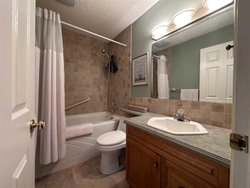 134 Wiltshire Boulevard, Red Deer, AB 