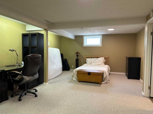 134 Wiltshire Boulevard, Red Deer, AB 