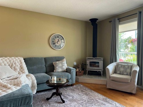 134 Wiltshire Boulevard, Red Deer, AB 