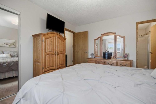 92 Mccullough Crescent, Red Deer, AB 