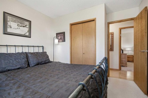 92 Mccullough Crescent, Red Deer, AB 