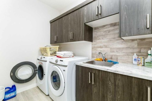 3918 47 Street, Red Deer, AB 