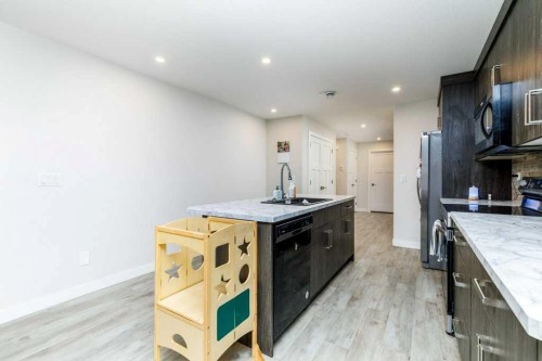 3918 47 Street, Red Deer, AB 