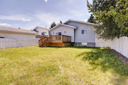 82 Excell Street, Red Deer, AB 