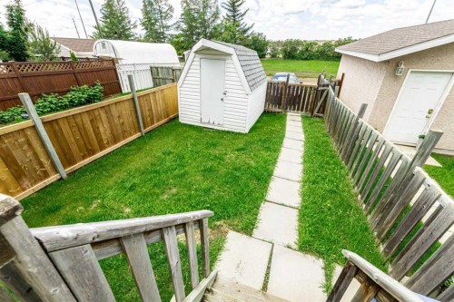 53 Adams Close, Red Deer, AB 