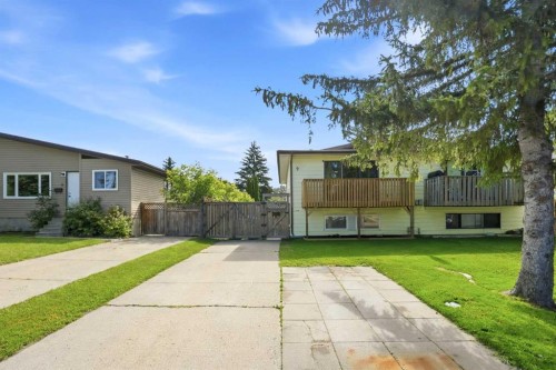 9 Griffiths Avenue, Red Deer, AB 