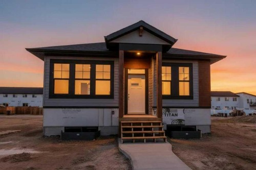 25 Ian Way, Sylvan Lake, AB - Outdoor