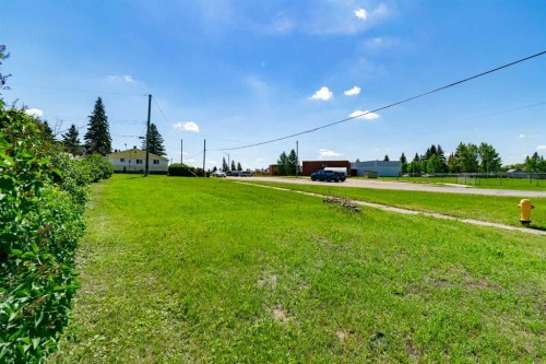 4903 49 Street, Alix, AB 
