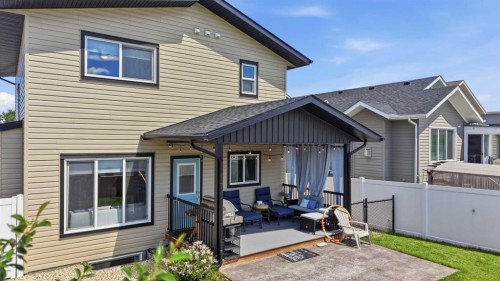 44 Cole Way, Sylvan Lake, AB 