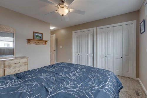 74 Mackenzie Crescent, Lacombe, AB 