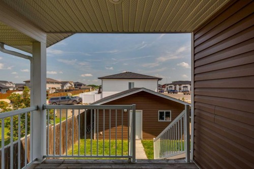 74 Mackenzie Crescent, Lacombe, AB 