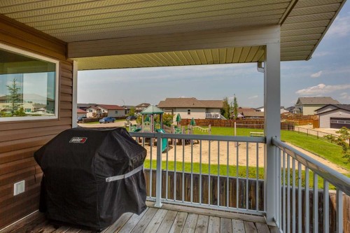 74 Mackenzie Crescent, Lacombe, AB 