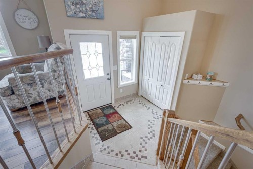 74 Mackenzie Crescent, Lacombe, AB 