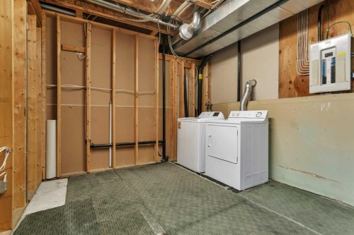 80 Hinshaw Drive, Sylvan Lake, AB - Indoor