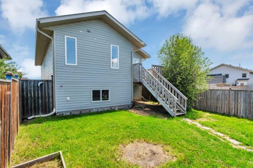80 Hinshaw Drive, Sylvan Lake, AB - Outdoor With Exterior