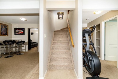 136 Illingsworth Close, Red Deer, AB 