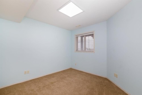 136 Illingsworth Close, Red Deer, AB 
