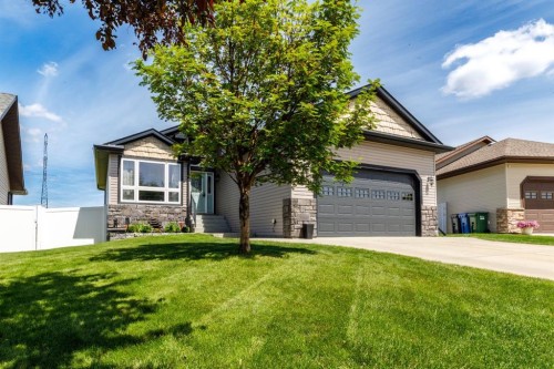 136 Illingsworth Close, Red Deer, AB 
