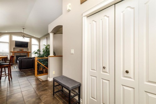 136 Illingsworth Close, Red Deer, AB 
