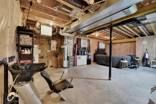 367 Lancaster Drive, Red Deer, AB 