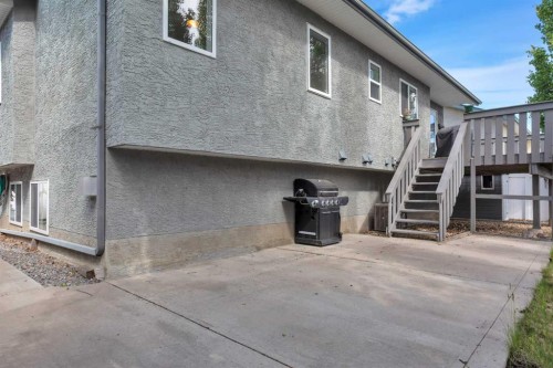 9 Archibald Crescent, Red Deer, AB 
