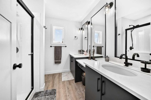 14 Ian Way, Sylvan Lake, AB 