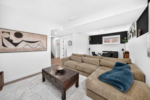 14 Ian Way, Sylvan Lake, AB 