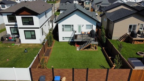 14 Ian Way, Sylvan Lake, AB 