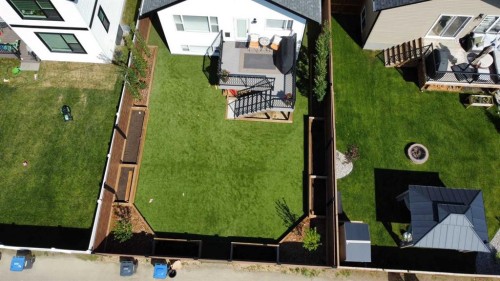 14 Ian Way, Sylvan Lake, AB 