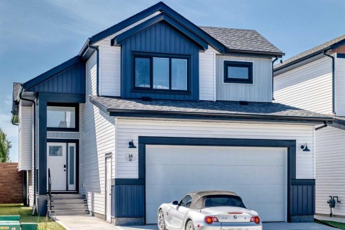 14 Ian Way, Sylvan Lake, AB 
