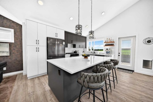 14 Ian Way, Sylvan Lake, AB 
