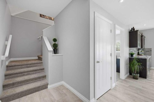 23 Vanveller Way, Sylvan Lake, AB 