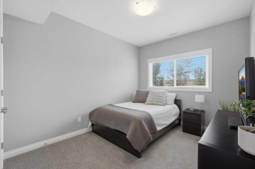 23 Vanveller Way, Sylvan Lake, AB 