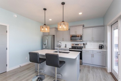 70 Parlby Crescent, Lacombe, AB 