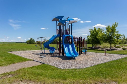 70 Parlby Crescent, Lacombe, AB 