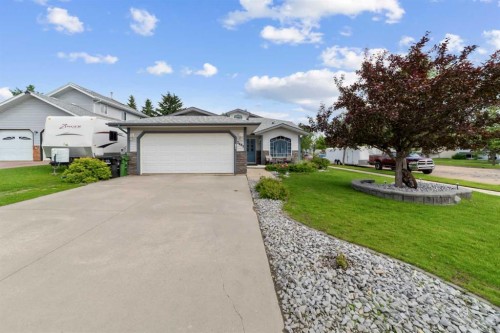 3401 59 Street Close  Camrose, AB T4V 4Y9