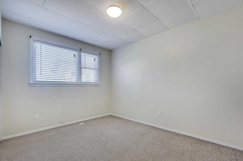 5218 & 5216 56 Ave, Ponoka, AB 