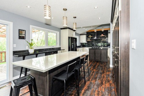 6802 42A Avenue, Camrose, AB 