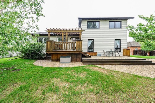 6802 42A Avenue, Camrose, AB 