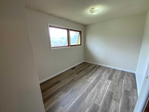 521 4 Street Se, Three Hills, AB 
